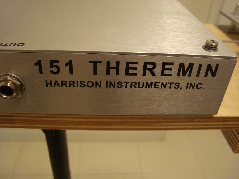 Harrison Instruments - 151 Theremin Image 14